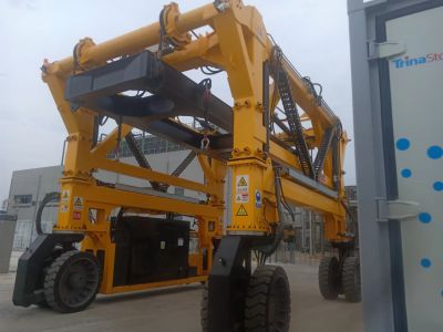 集装箱跨运车有着怎样的优势特点？