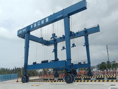 游艇吊的结构组成及应用范围